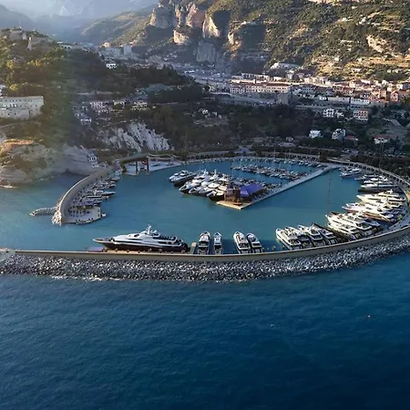 Nuit Sur Charmant Voilier De 14M Avec Vue Sur Monaco *